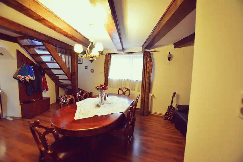 Victoria Gasthaus Rasnov - Charming Vacation House In Rasnov Luaran gambar